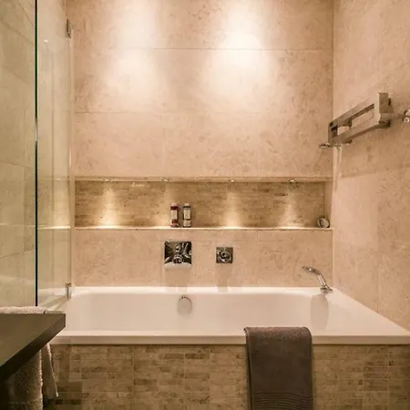 Raamgracht 5bed Apt Lejlighed